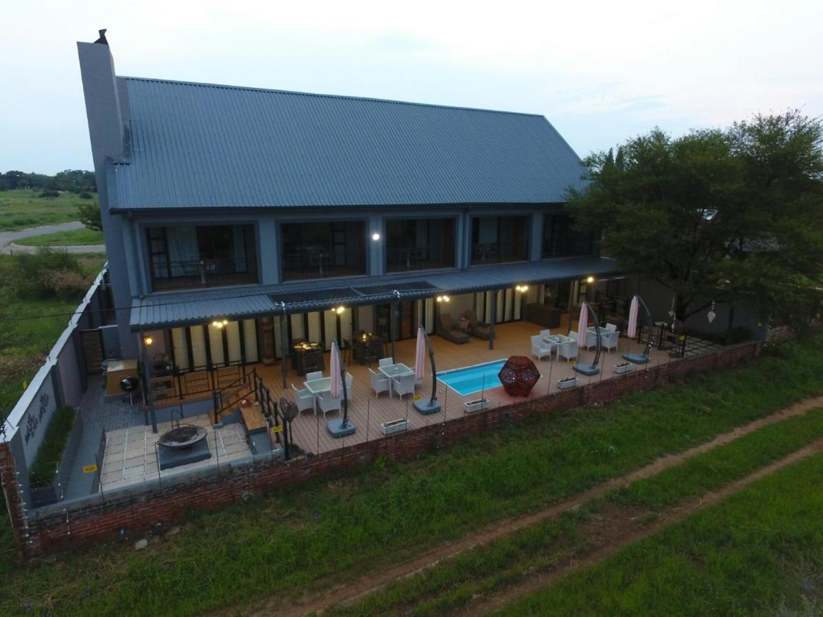 Game View Lodge Vryburg Exterior foto